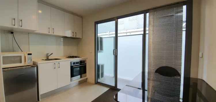 3 rooms apartment of 192 m² in Melbourne