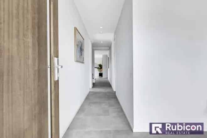 House For Sale , 11, Dennison Street, Melbourne, Victoria