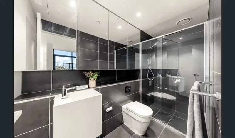 Rent Furnished Apartment in Melbourne with 2 Bedrooms and Great Features