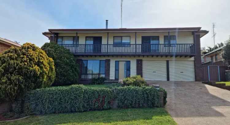 House For Rent in Parkes, New South Wales