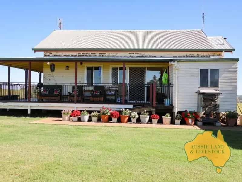 Buy Rural Property in Queensland with Stunning Views and Modern Features
