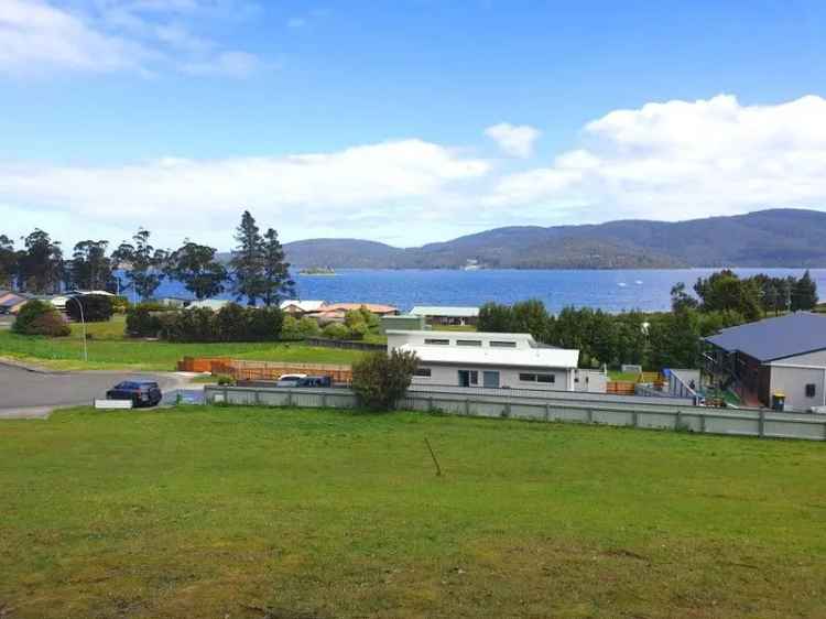 Serviced Residential Lot with Splendid Water Views