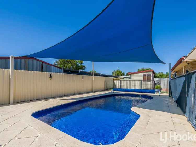 Beautifully Maintained Three Bedroom House for Sale in Thornlie