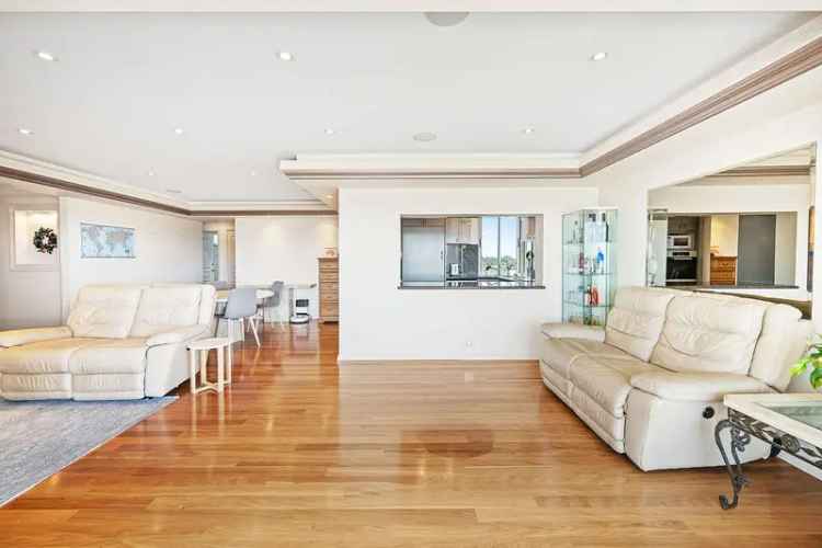 Luxurious Apartment for Rent in South Perth with Stunning River and City Views