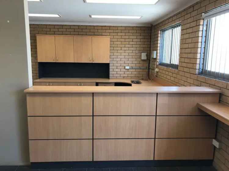 Real Estate For Commercial Lease - 2/8 Dyer Crescent - West Gosford , NSW