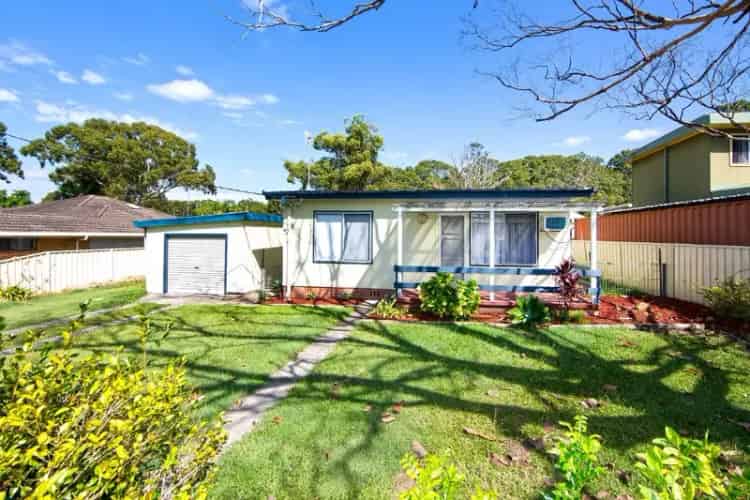 Lease Cozy House in Wyongah with Two Bedrooms and Spacious Living Area