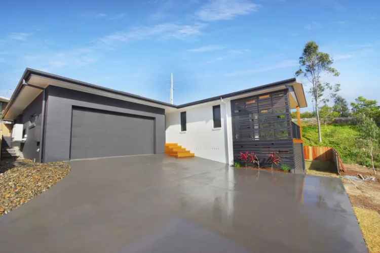 3 Bedroom House for Lease Sapphire Beach NSW