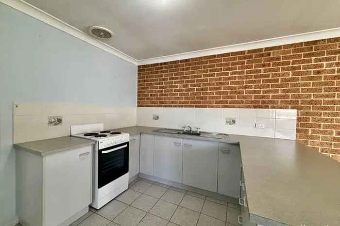 Villa For Rent in Sydney, New South Wales