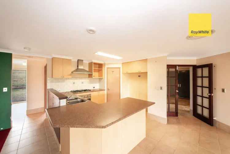 Buy Spacious Family Home in Bridgetown Gardens Estate with Outdoor Entertaining