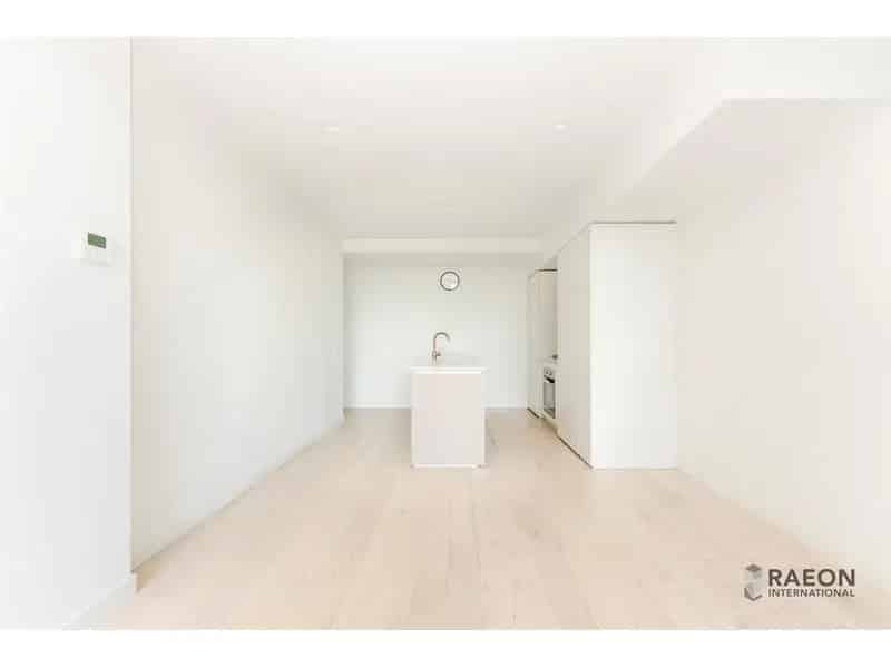 Two-Bedroom Apartment At Eq Tower!