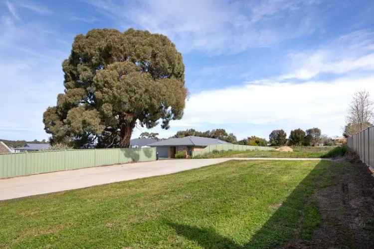 Elevated Residential House Site 14 Hakea Drive