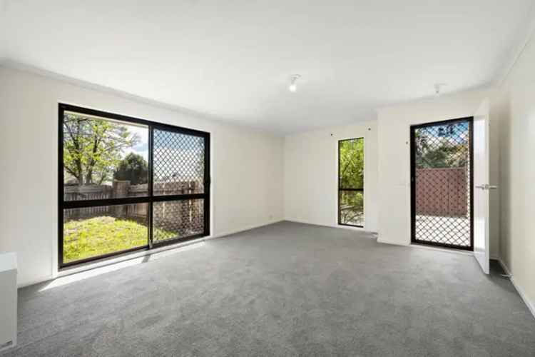 House For Sale in District of Weston Creek, Australian Capital Territory