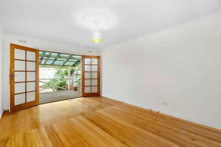 House For Rent in 14, Colvin Grove, Melbourne, Victoria