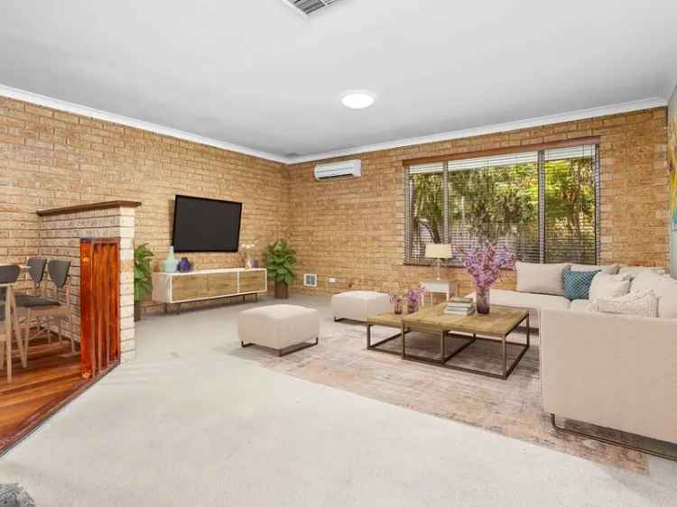 House For Sale in City of Melville, Western Australia