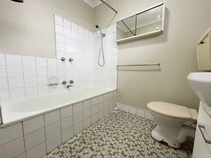 2 rooms apartment of 112 m² in Melbourne