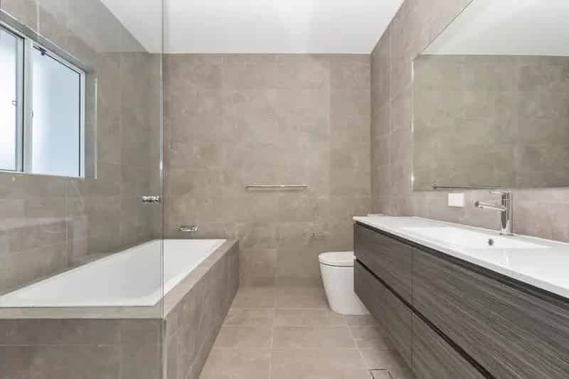 Real Estate For Lease - 5/19 Nott Street - Warners Bay , NSW
