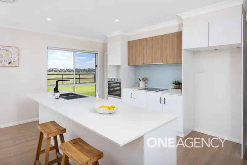 Buy acreage property in Coolamon with spacious modern home and equestrian features