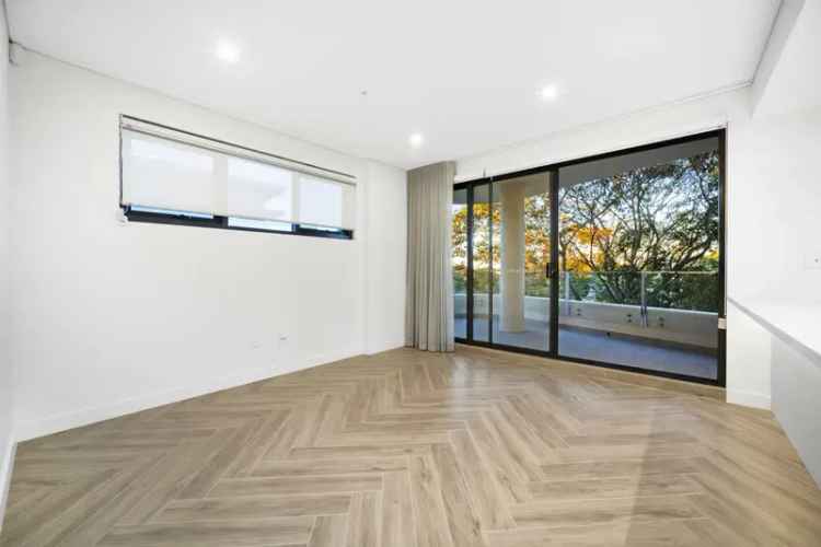 Luxury 3-Bedroom Apartment in Asquith Sydney