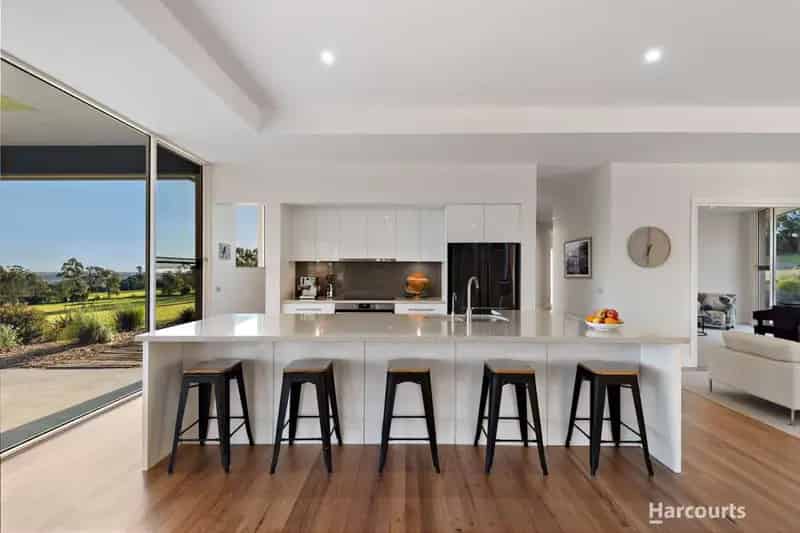 Buy rural property with luxury home and industrial shed in Buln Buln