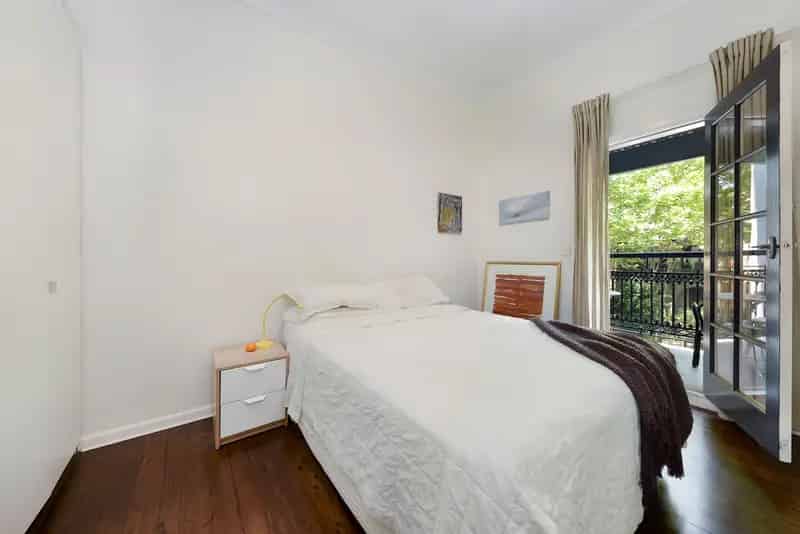 Over-Sized Apartment in an Outstanding Position