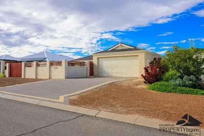 Family Home in Geraldton Under Contract