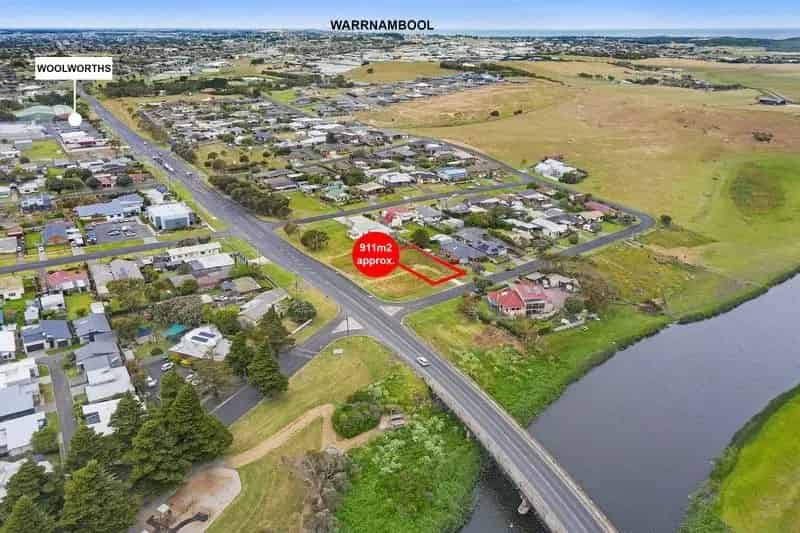 For Sale Expansive Site Residential Land Near Merri River