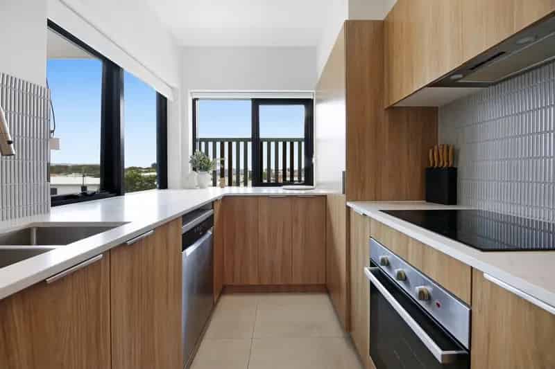 Modern & stylish design – Near-new apartment in the heart of MIAMI