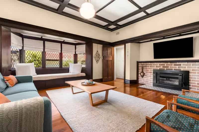 Lease Californian Bungalow Hornsby with Unique Features