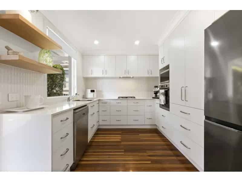 Immaculate 3-Bedroom Family Home In Prime Location – Walk To Schools & Shops!