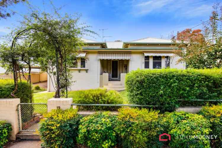 House For Rent in Wagga Wagga City Council, New South Wales