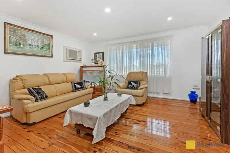Extended Family Options - Entertainer's Delight