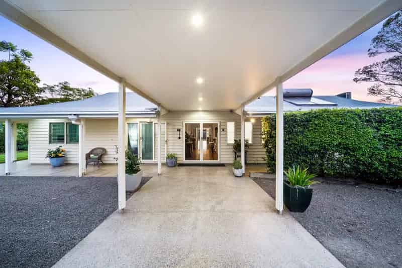 Heritage and luxury unite - Endless possibilities and modern comforts in a stunning rural setting