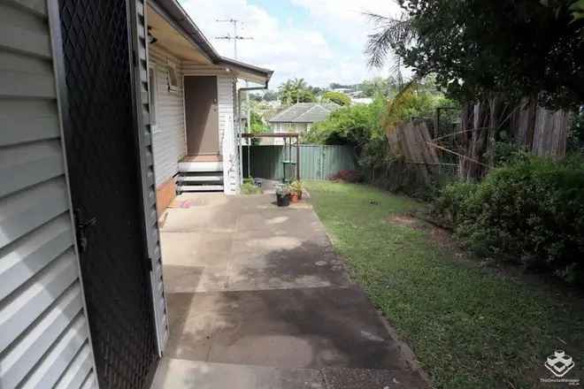 House For Rent in 67, Gearside Street, Brisbane City, Queensland