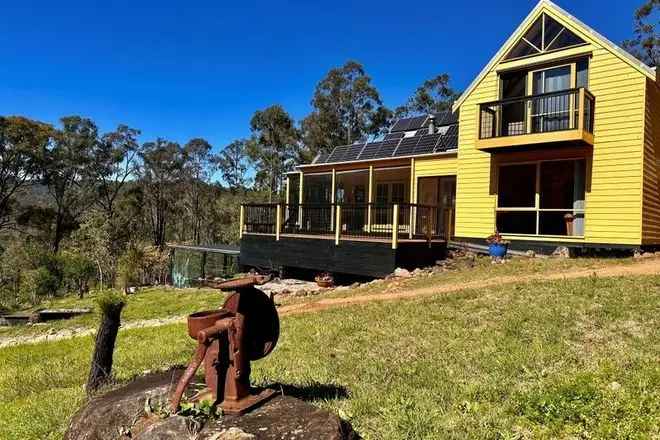 Wollombi Mountain View Storybook Home 3-Bedroom Solar Passive