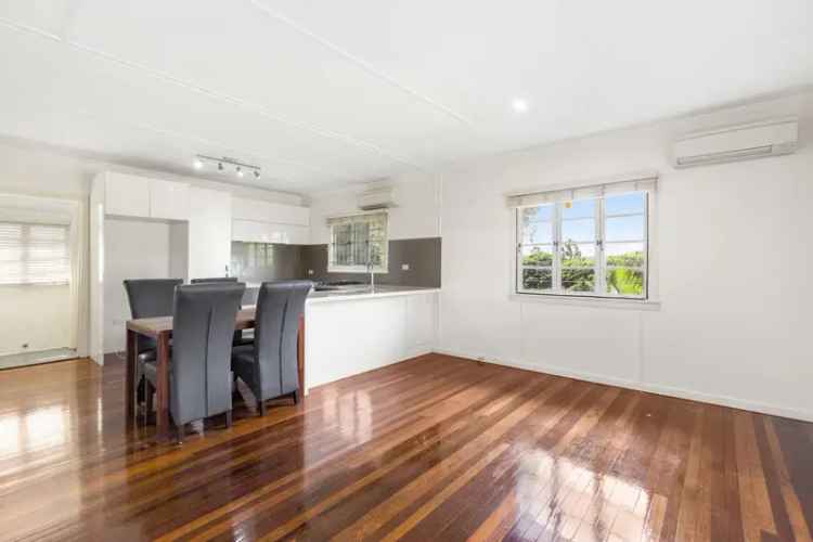 House For Rent in 9, Barton Street, Brisbane City, Queensland