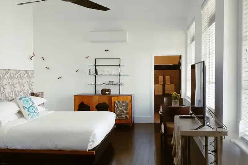 Lease luxury boutique hotel in Albury with unique design and features