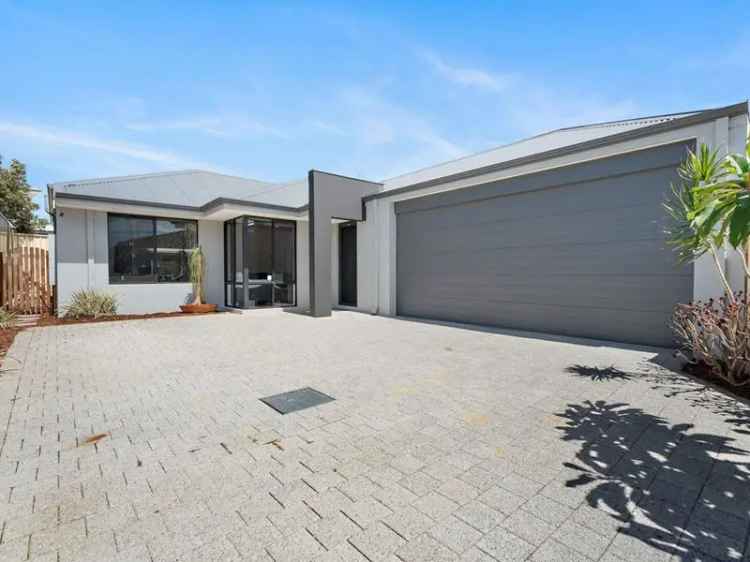 House For Sale in City of Cockburn, Western Australia