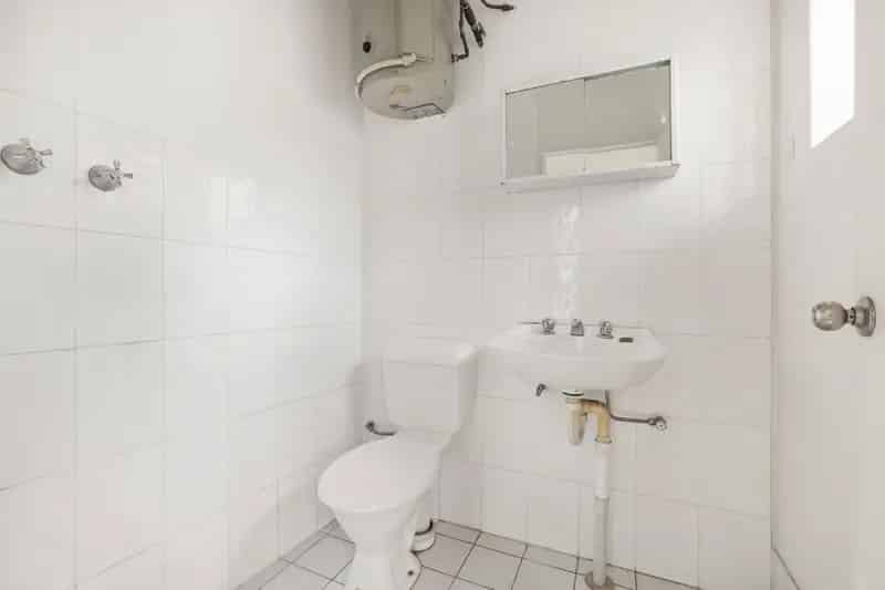 Real Estate For Lease - 9/5 Burnt Street - Seaforth , NSW