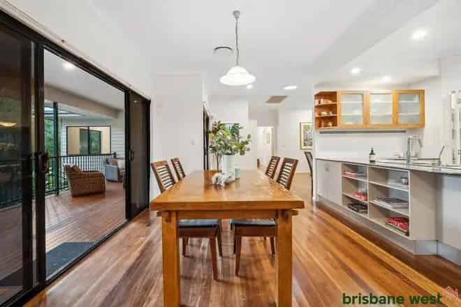 House For Sale , 21, Creekwood Place, City of Brisbane, Queensland