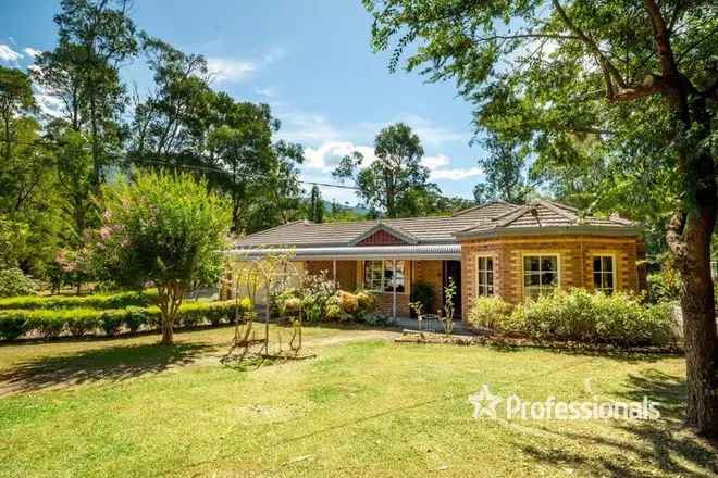 House For Sale , 3, Graham Road, Melbourne, Victoria