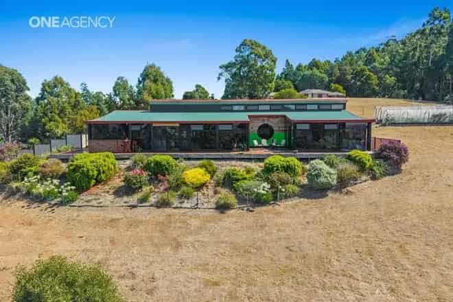 House For Sale , Devonport, Tasmania