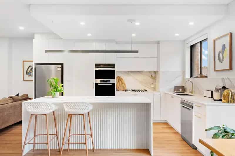 Real Estate For Sale - 1/10 Oaks Avenue - Dee Why , NSW