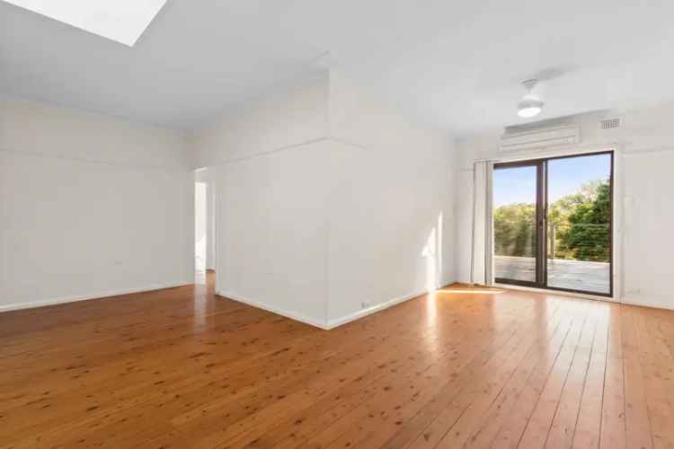 House For Rent in 86, Whale Beach Road, Sydney, New South Wales