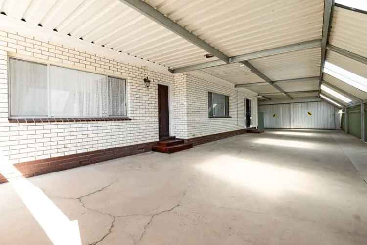 Updated 3-Bedroom Home with Massive Shed Near La Trobe University