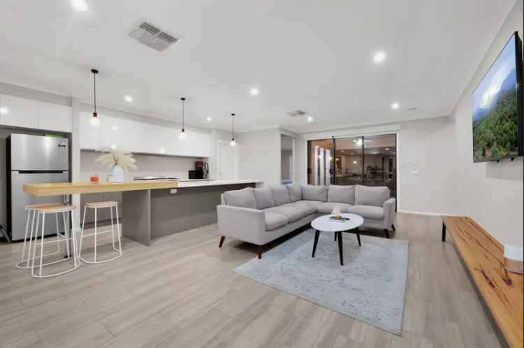 Donnybrook Family Home - Modern Kitchen, Multiple Living Areas, Tesla Battery