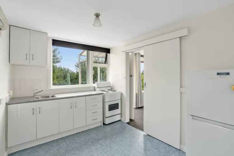 Apartment For Rent in Hobart, Tasmania