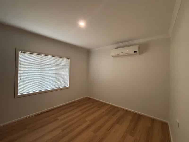 3 rooms house of 161 m² in Melbourne