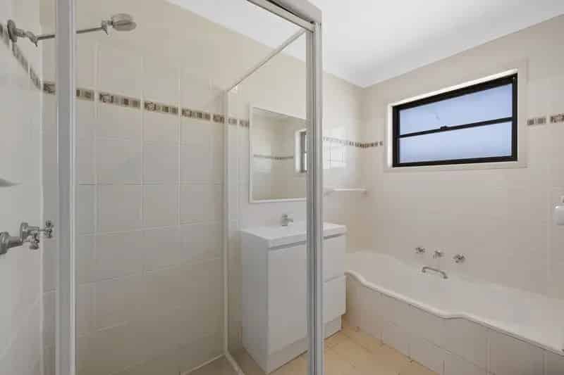 Lease 3 Bedrooms House in Blue Haven with Modern Features
