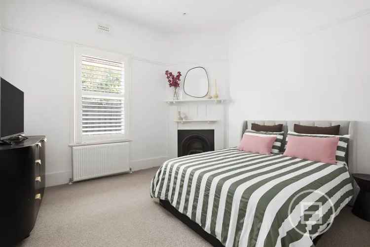 House For Sale in Melbourne, Victoria