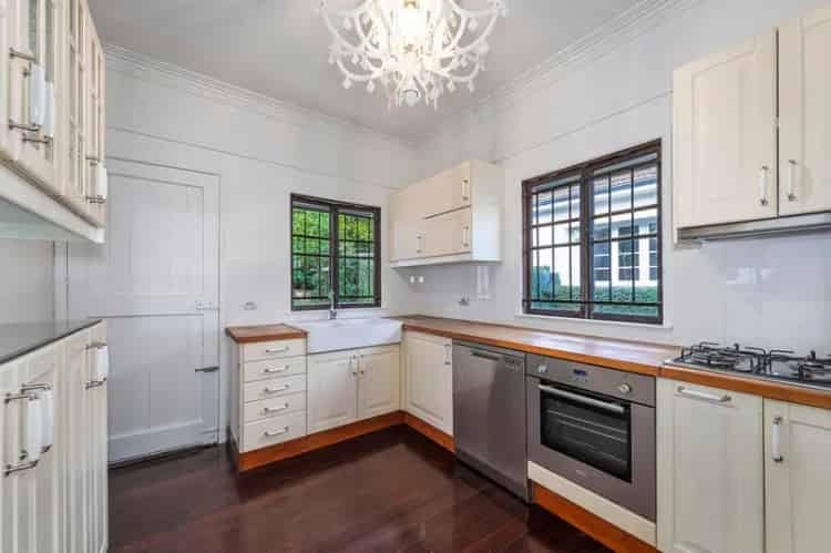 Charming Inner-City Home in the Heart of Milton!